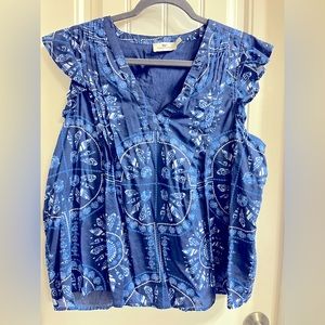 Vineyard Vines -Scarf print pin tuck top Size L - New without tags- Never worn